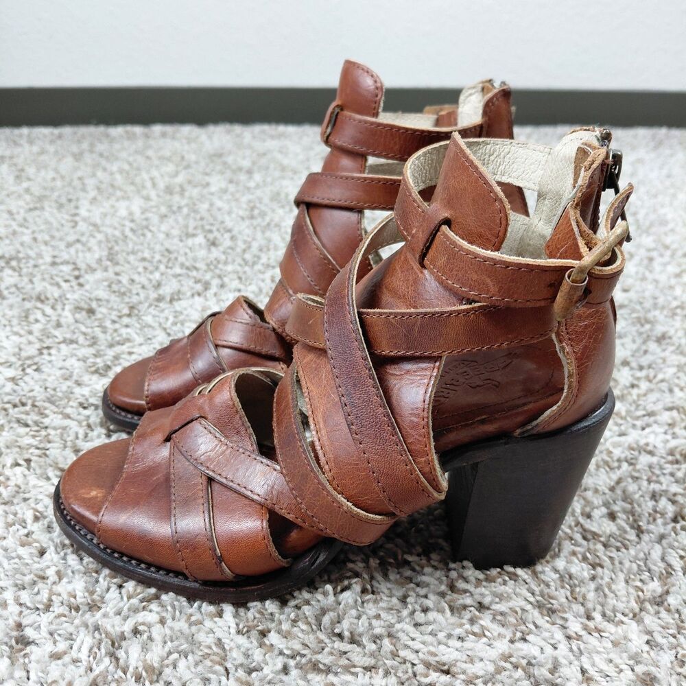 Freebird By Steven Claw Heeled Sandals Womens Size 7 Brown Leather Zip Back
